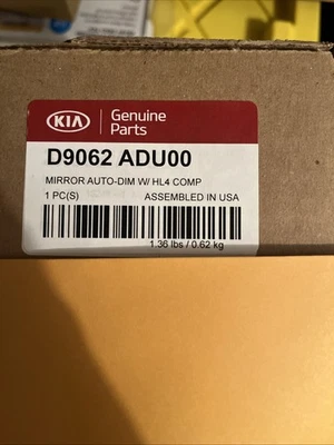 OEM Kia 2017-2022 Sportage Auto Dimming Mirror Homelink Compass D9062-ADU00 - Image 1 of 3
