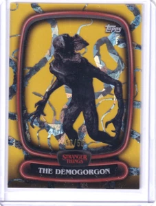2025 Topps High Tek Stranger Things Demogorgon Vines Gold Diffractor 50/50 - Picture 1 of 2