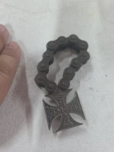 West Coast Chopper Emblem - Chain and Cross - Bottle Opener. Camel Cigarettes  - Foto 1 di 2