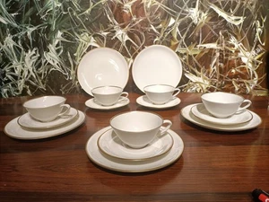 ESCHENBACH Germany, 15 teiliges Teeservice / 5 Personen - Elfenbein mit Goldrand - Bild 1 von 8