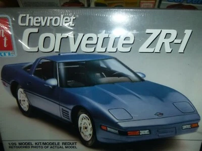 AMT 6143 1991 Chevrolet Corvette Coupe ZR-1  KIT 1/25 McM FS - Image 1 of 2