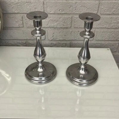 "Soportes de velas de 9"" con acabado cromado" Foto 1 de 3