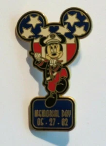 DISNEY DLR MEMORIAL DAY 2002 PATRIOTIC MICKEY MOUSE STARS STRIPES LE 3500 PIN - Picture 1 of 1