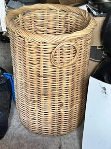 3’ hoher Weidenkorb - Bild 1 von 2