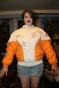 Tennessee Vols 1990's Nike Coat Small Signed Fulmer Shuler Price Hall Nash  - Picture 1 of 12