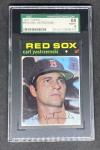 1971 Topps Carl Yastrzemski #530 SGC 8 NM/MT 88 Boston Red Sox HOF