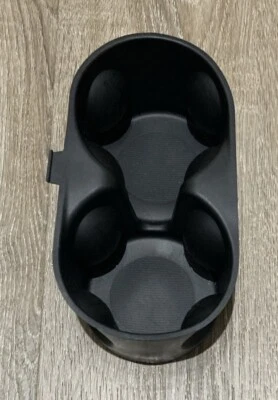 OEM CHRYSLER PASIFICA VOYAGER 2017-24 CENTER CONSOLE CUP HOLDER INSERT RUBBER - Image 1 of 4