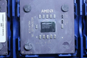 AMD Athlon A1333AMS3C AYHJA 1333MHz Sockel A 462 Retro CPU Prozessor - Imagen 1 de 1