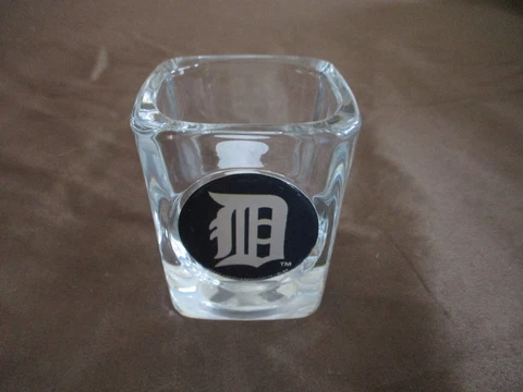 Offical MLB Detroit Tigers 2oz Square Bottom Shot Glass Old English "D" * Cover