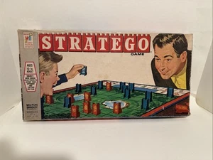 STATEGO 1961 Stratego gioco da tavolo vintage di MB Milton Bradley 4916 completo - Foto 1 di 3