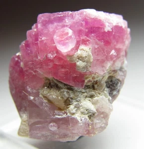 ¡¡¡INCREÍBLE GEMA RARA ROBUSTA CRISTAL DE BERILO PEZZOTTAITA!!! MADAGASCAR NUEVO HALLAZGO - Imagen 1 de 8