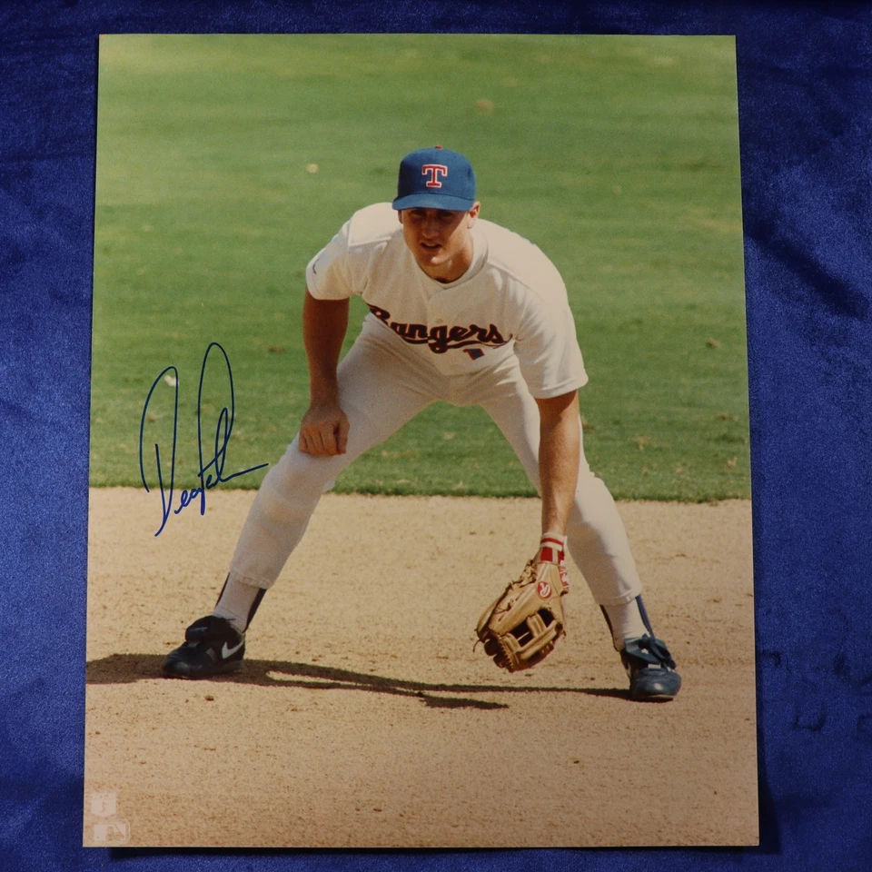 Дин Палмер Texas Rangers [Fielding] 8x10 автограф (au101) - Изображение 1 из 1