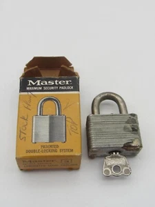 Master Padlock 1.5" Wide x 2" High 1 key - Picture 1 of 2
