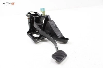 Juego de pedal y sensor de parada de freno Ford Explorer 2011-2019 OEM Foto 1 de 4