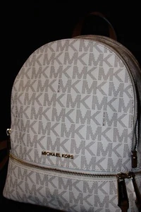 Michael Kors Signature logo RHEA Zip Backpack Med. - Picture 1 of 7