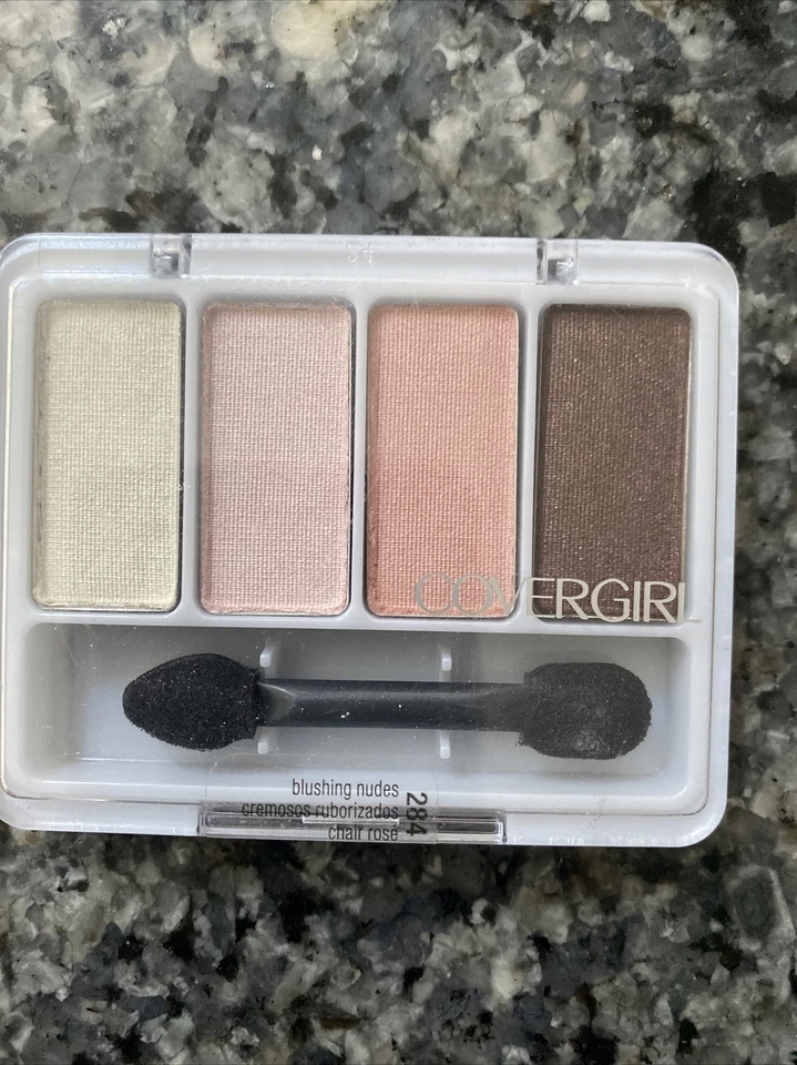 1 CoverGirl Eye Enhancers Eyeshadow 284 BLUSHING NUDES Quad Palette NEW SEALED - Image 1 of 1