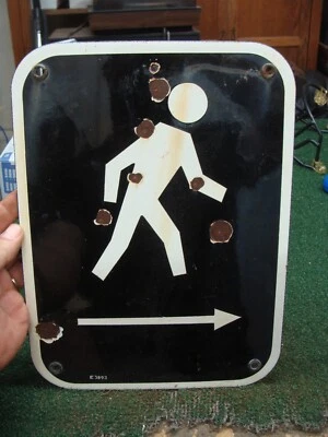 Vintage Walk this Way porcelain sign with arrow in black & white 12 x 9 inches - Image 1 of 4