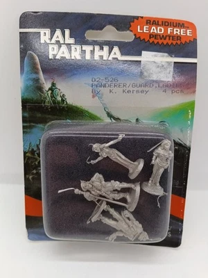 Ral Partha All Things Dark & Dangerous 02-526: 2 Damas, Guardia, Panderer 4 Piezas Foto 1 de 3