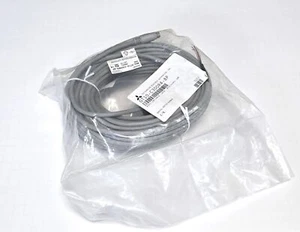 Mitsubishi GT10-C300R4-8P 8-Pin RS422 PLC HMI 30-Meter Cable - New / Sealed - Picture 1 of 4