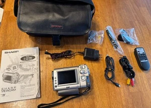 Sharp VL-NZ100 Digital Viewcam MiniDV Camcorder + Remote +Cables + Bag - Picture 1 of 3