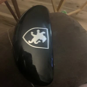 KHAN CLAM SHELL SUNGLASS EYE GLASS HARD CASE - Picture 1 of 3