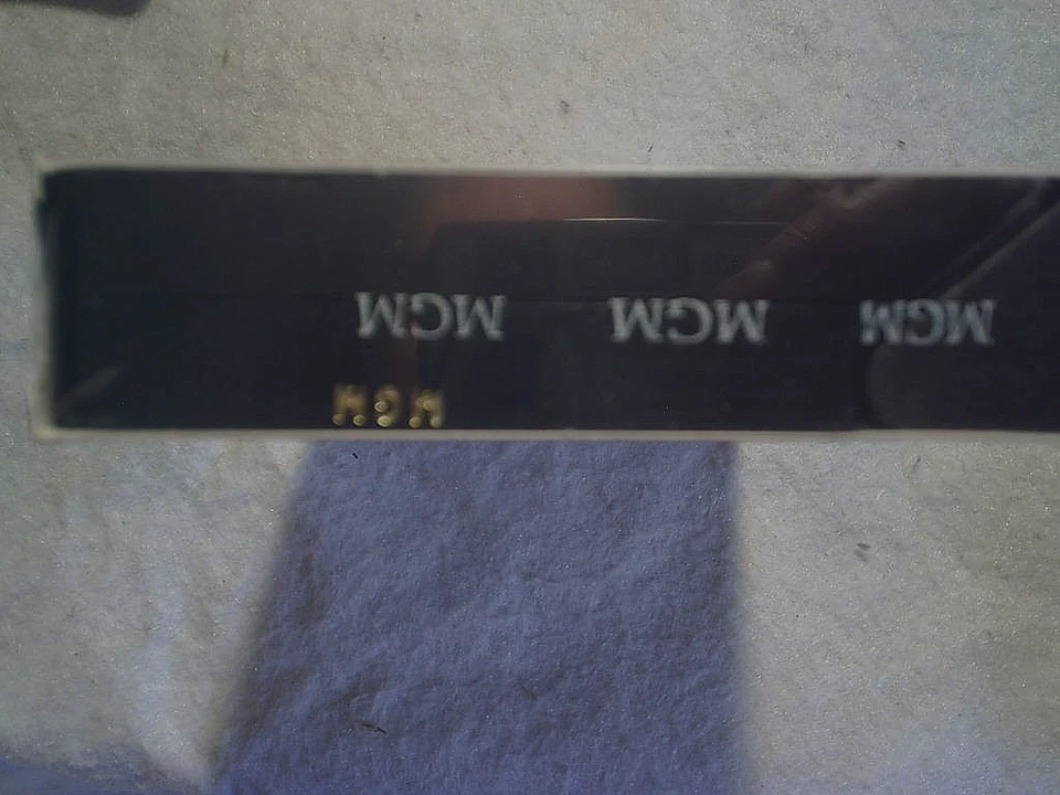 HOOSIERS VHS MOVIE SEALED,Watermarks,indiana high school basketball,hackman - Image 1 of 1