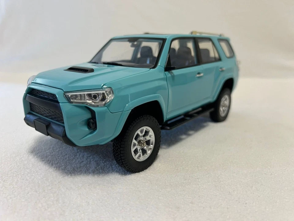 Camión de radiocontrol Toyota 4Runner HG4-52 1/18 estándar 6 canales 2,4 G coche todoterreno 7,4 V 500 mAh Foto 1 de 4