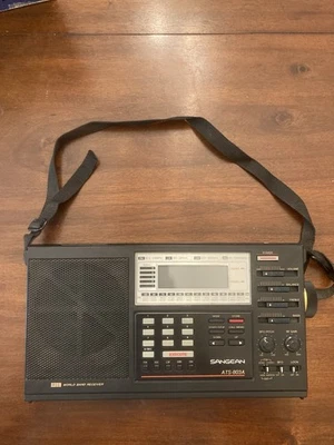 Rádio vintage SANGEAN ATS - 803A PLL sintetizado banda mundial com adaptador CA de alimentação - Imagem 1 de 4