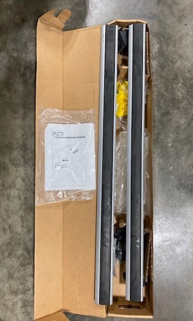 Acessórios OE MOPAR 82205174AB Cross Rail Pkg 2002-2007 Jeep Liberty completo - Imagem 1 de 4