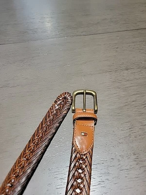 TOMMY HILFIGER 皮带男式 44 码棕色皮革编织黄铜扣 — 第 1/4 张图片