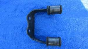 1990-1996 NISSAN 300ZX 16s Transmission Mount Exhaust Hanger Bracket 20715-30P11 - Picture 1 of 6