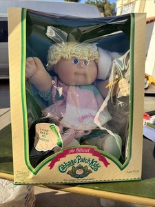1984 Cabbage Patch Kids:  Carrie Pansy - Picture 1 of 18