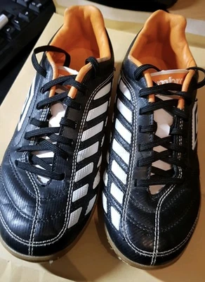 Umbro Trunschuhe gr. 36 - Bild 1 von 4