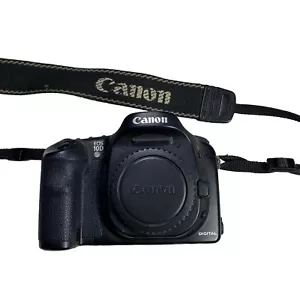 Canon EOS 10D Digitalkamera Body DS6031 nur für Ersatzteile - Bild 1 von 8