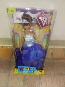 Muñeca Nicole Quincenera Cielo, Nueva - Imagen 1 de 3