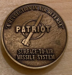 Raro Raytheon Manager Patriot Sistema de Misiles Superficie a Aire Desafío Moneda 1.5" - Imagen 1 de 6