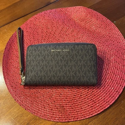 Muñequera grande de lona con estampado de logotipo de la firma MICHAEL KORS - marrón 32F1GJ6E2B NUEVA CON ETIQUETAS Foto 1 de 4