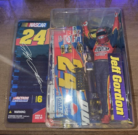 Jeff Gordon NASCAR 2005 Series 6 Action Figure Cover