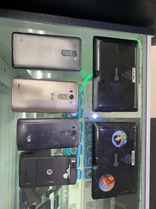 Lot de 6 tablettes et téléphones | POUR PIECES SEULEMENT | *LIRE DESCRIPTION* - Photo 1 sur 2