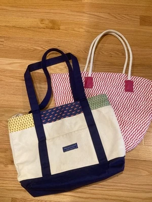 Bolso de Mano de Lona Vineyard Vines con Bolso de Playa de Paja Rosa/Blanco Foto 1 de 4