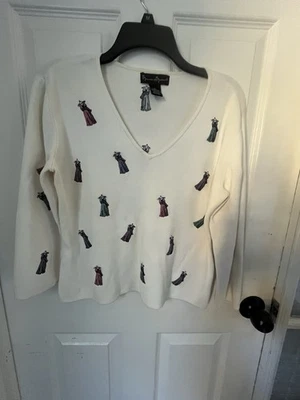 Mercer and Madison Vintage V neck embroidered sweater - Image 1 of 4