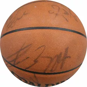 2001-02 Los Angeles Clippers Team Signed Basketball Lamar Odom Miles Brand GA - Picture 1 of 5