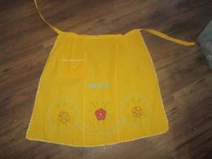 MCM Vintage YELLOW EMBROIDERED FLOWERS MEXICO w/Pocket APRON - 1950's - Picture 1 of 5