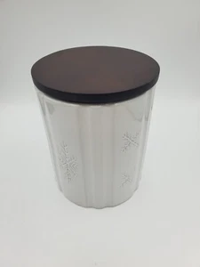 Lenox Alpine Canister Cookie Jar Wooden Lid Small 7 3/8" in Height Snowflakes - Picture 1 of 10