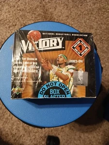 2003-04 Oberdeck Victory Einzelhandel Basketballbox (14 Packungen) James RC möglich - Bild 1 von 5