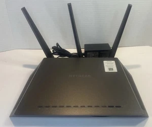 Netgear Nighthawk AC1900 R7000 Dual Band WiFi Router - 4 Ethernet Ports Reset - Picture 1 of 4