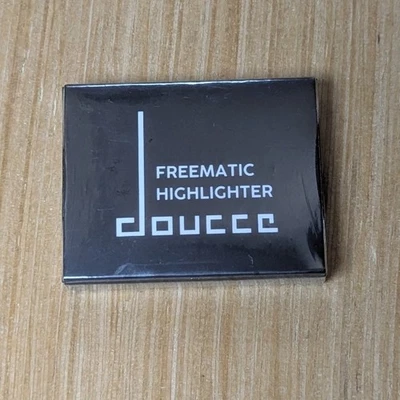 Doucce Freemantic Highlighter Glisten New - Image 1 of 4