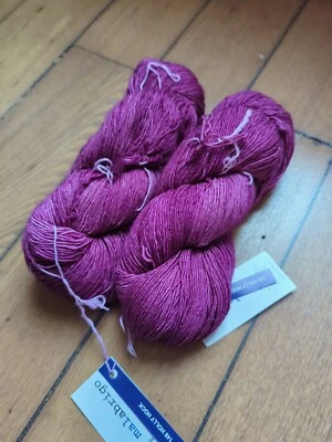 Juego de 2 corvejones de acebo Malabrigo Mechita 420yds cada uno 100 % lana  Foto 1 de 2