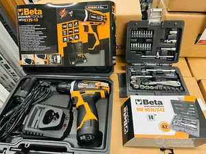 TRAPANO AVVITATORE BETA CON 2 BATTERIE 2AH + CASSETTA 42PEZZI DA 1/4 - Foto 1 di 8