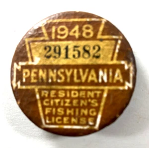 Insignia Pinback con licencia de pesca Pa Pennsylvania 1948 - Imagen 1 de 2